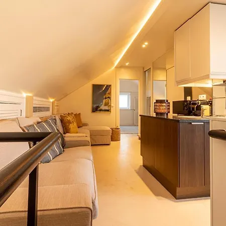 Duplex With Terrace, Comfort In Downtown Lissabon