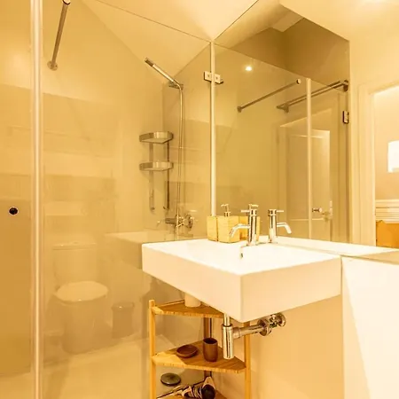 公寓 Duplex With Terrace, Comfort In Downtown