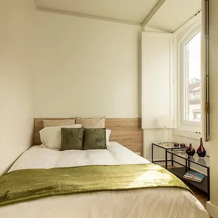 Duplex With Terrace, Comfort In Downtown Appartamento