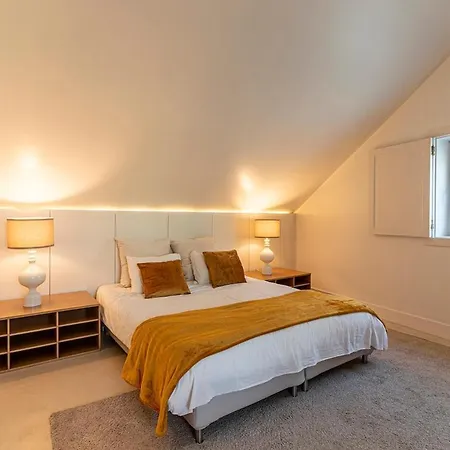 Duplex With Terrace, Comfort In Downtown * Lisbona