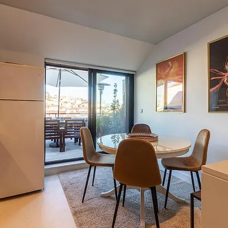 Appartamento Duplex With Terrace, Comfort In Downtown Lisbona