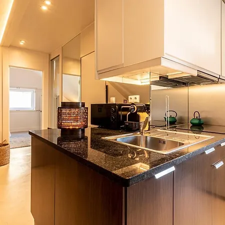 Duplex With Terrace, Comfort In Downtown * Lisbona
